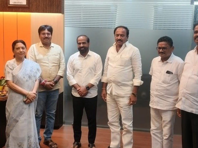 హాస్పటల్ అభివృద్ధికి  నిధులు కేటాయించండి