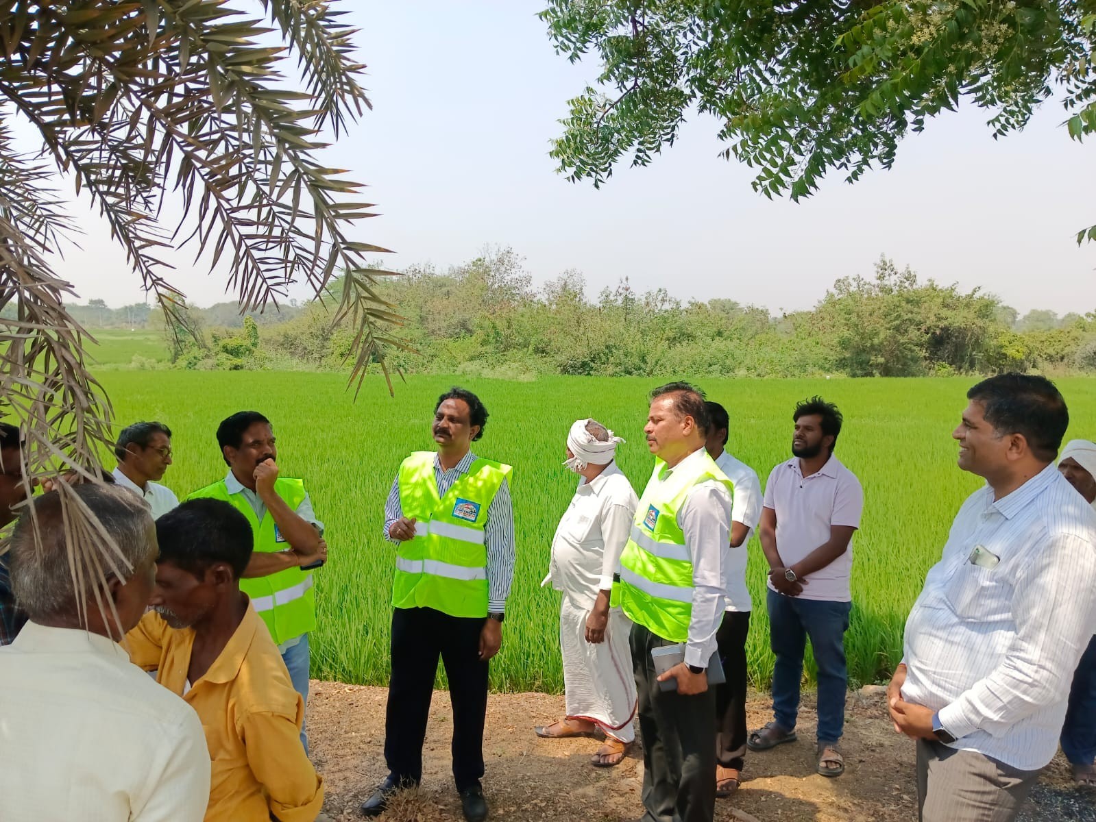 రైతులతో విద్యుత్ అధికారుల ముఖాముఖి