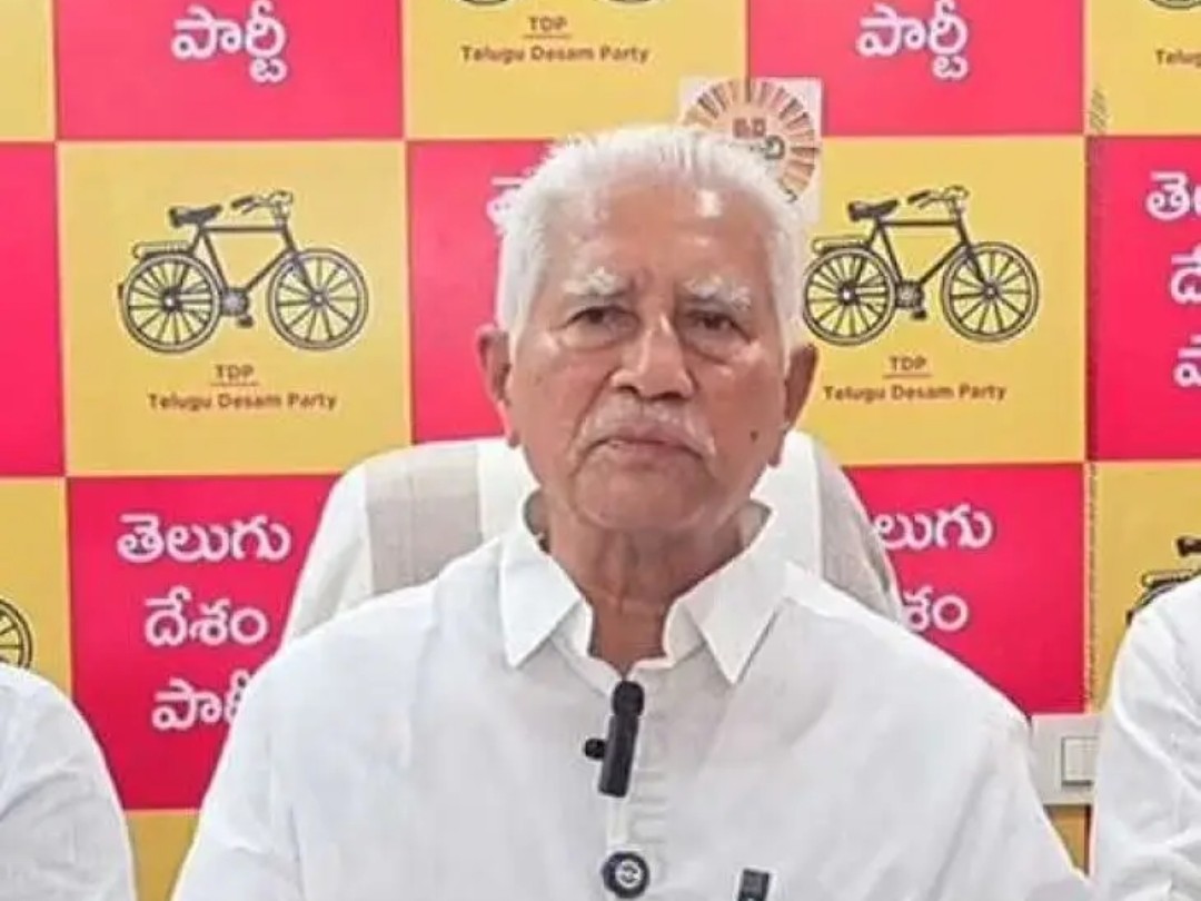మోదీ సభకు ఉచిత బస్సులు: ఎమ్మెల్యే