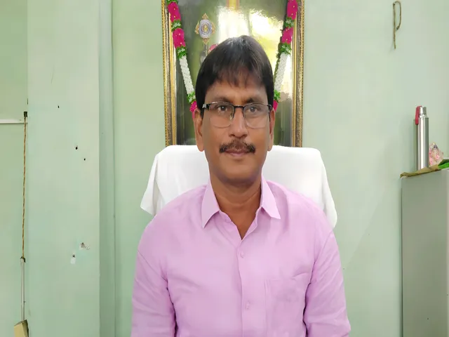 వేగంగా పింఛన్ల పంపిణీ