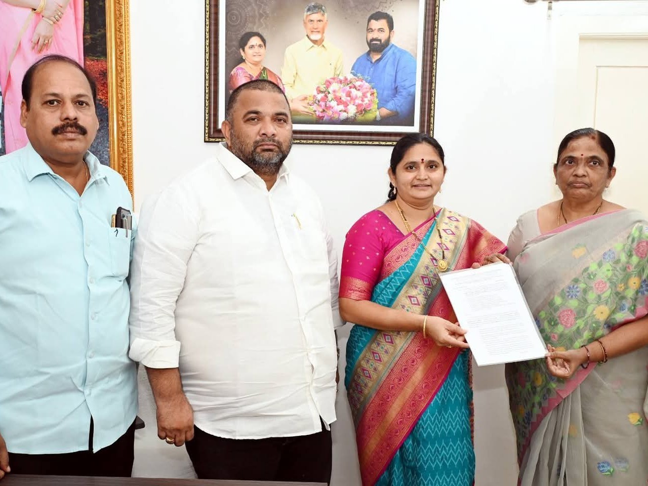 ఉమ్మడి జిల్లాలో ఉద్యోగులకు పదోన్నతులు