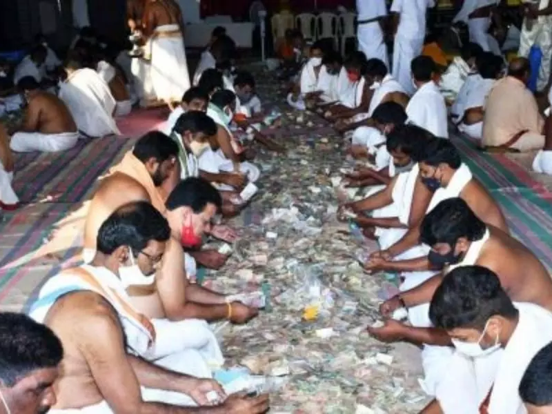 ఒంటిమిట్ట కోదండ రామాలయం హుండీ లెక్కింపు