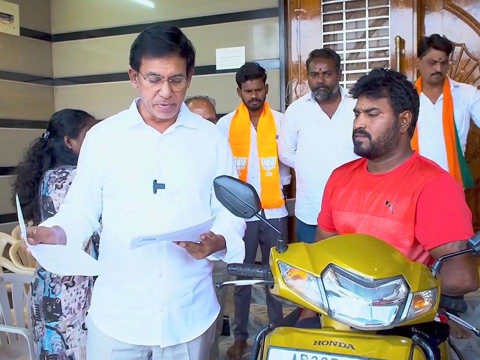 అంతర్జాతీయ క్రీడాకారుడిని ఆదుకోండి