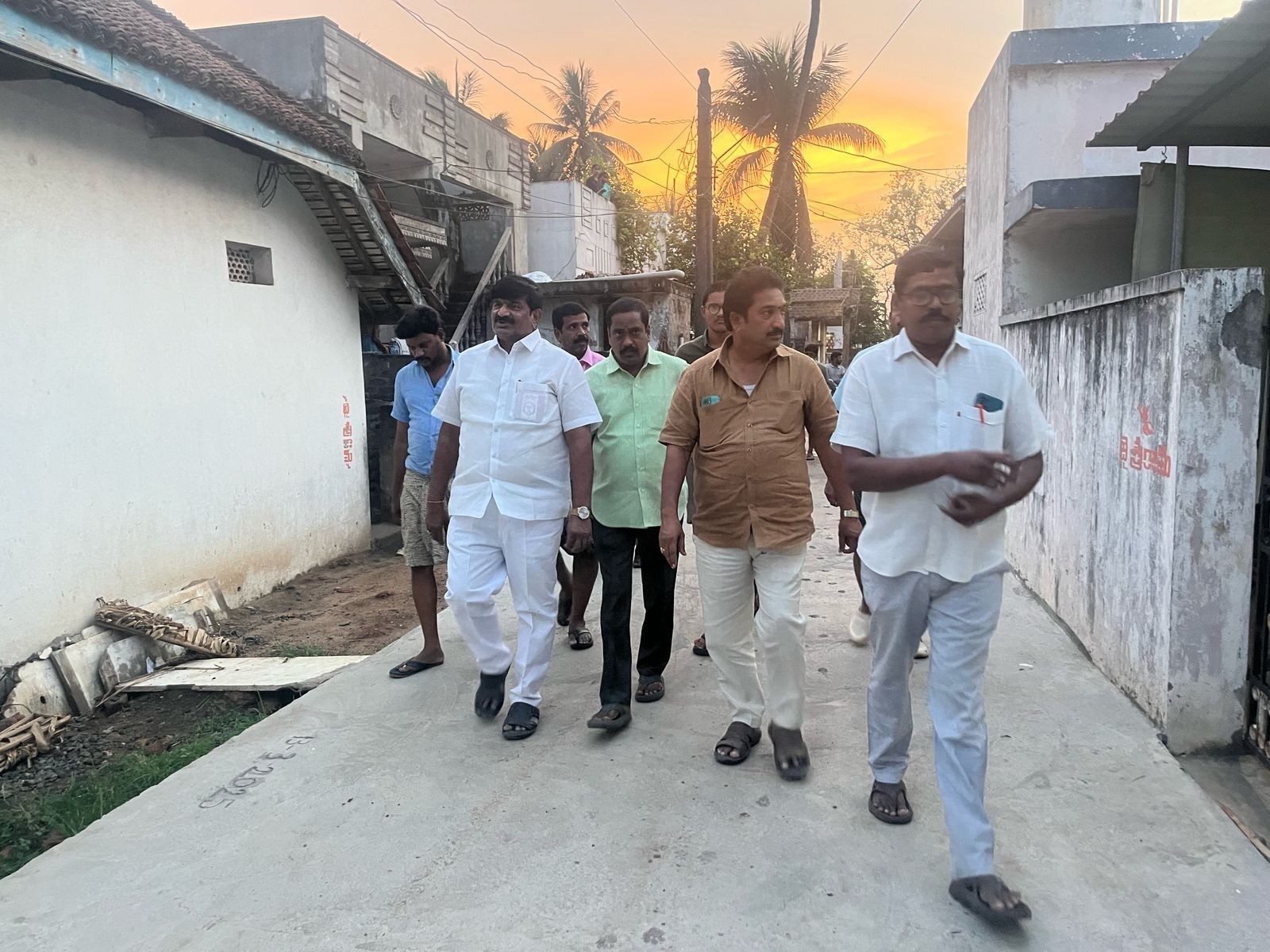 ‘మౌలిక సదుపాయాలు కల్పించడమే ప్రభుత్వ ధ్యేయం’