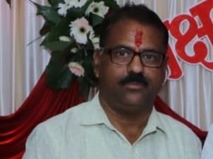 గుండెపోటుతో హిందీ పండిత్ మృతి
