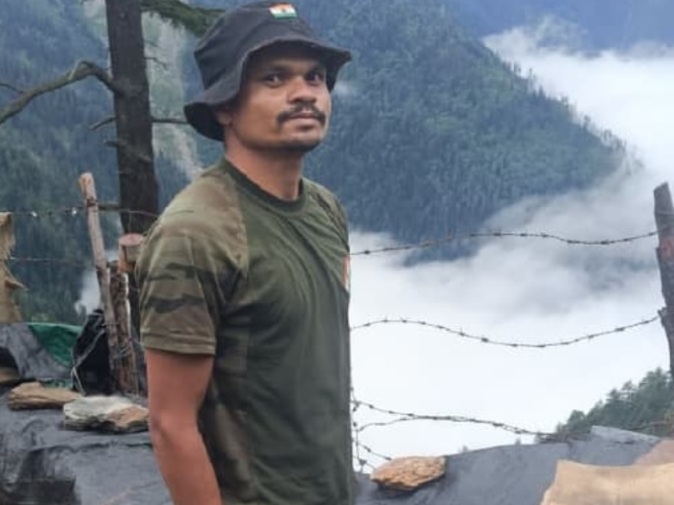రోడ్డు ప్రమాదంలో బిఎస్ఎఫ్ జవాన్ మృతి
