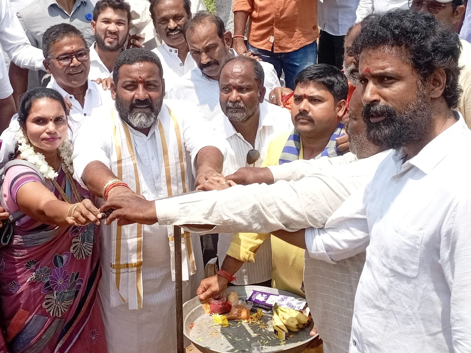 త్రాగునీటి పథకం ప్రారంభించిన ప్రభుత్వ విప్