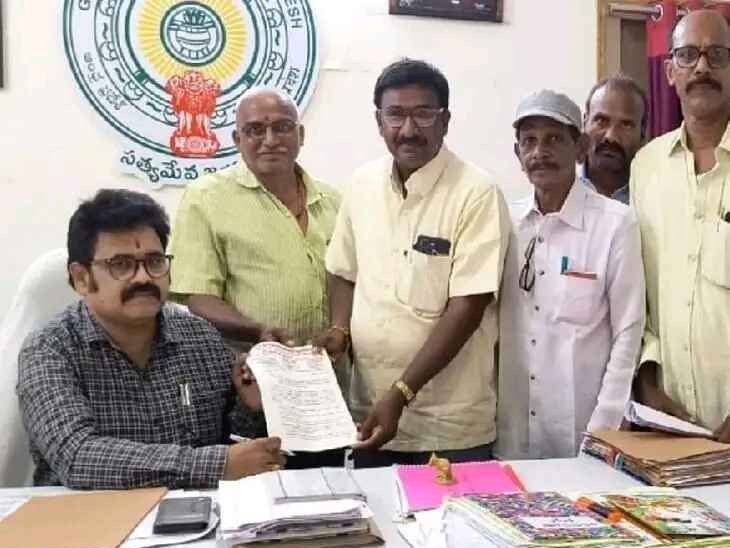 సమస్యలు పరిష్కరించాలని ఎన్ఎంయూ నాయకుల వినతి