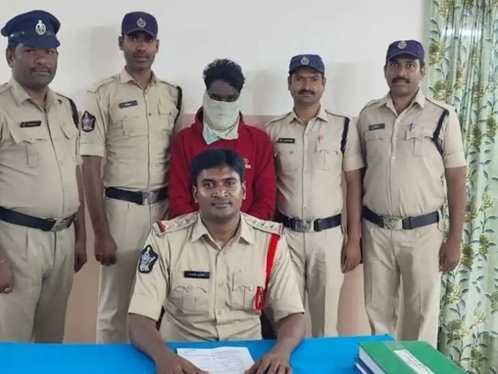 బైక్లు దొంగిలిస్తున్న వ్యక్తి అరెస్ట్