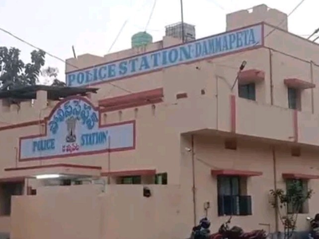 చీటింగ్ కేసు నమోదు