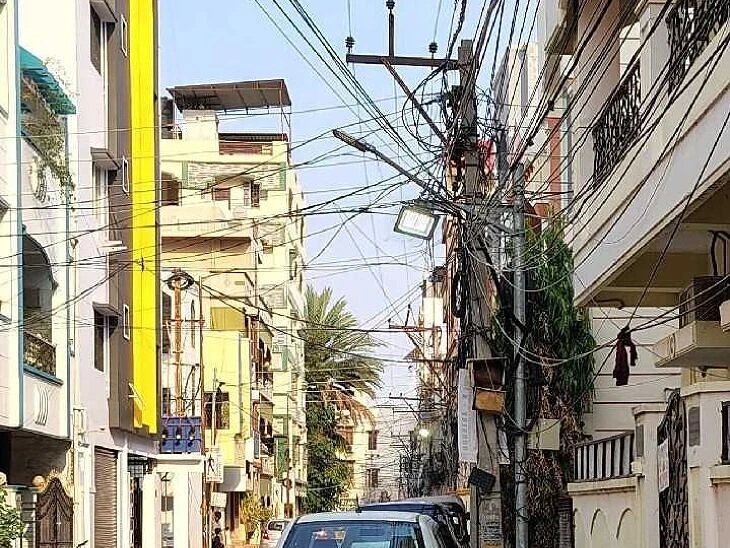 ఝాన్సీనగర్‌లో పగటిపూట వెలుగులు