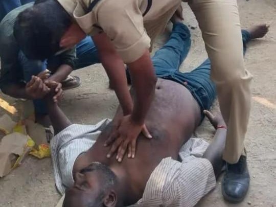 గుండె పోటుతో అడ్డాకూలీ మృతి