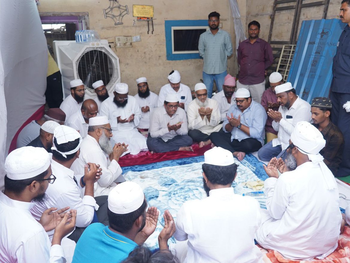 హజ్ యాత్రకు వెళ్లే ముస్లింలకు ప్రభుత్వ సహకారం