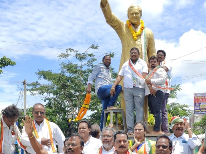 ఘనంగా రాజీవ్ గాంధీ జయంతి వేడుకలు
