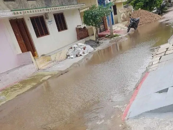 చెరువులను తలపిస్తున్న కాలనీలు