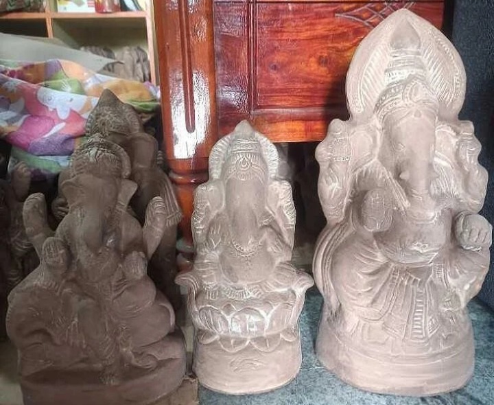 ఈనెల 26న ఉచిత మట్టి వినాయక విగ్రహాల పంపిణీ