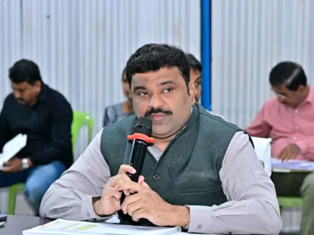 గ్రామాల అభివృద్ధికి “పల్లెకు పోదాం” కార్యక్రమం: కలెక్టర్