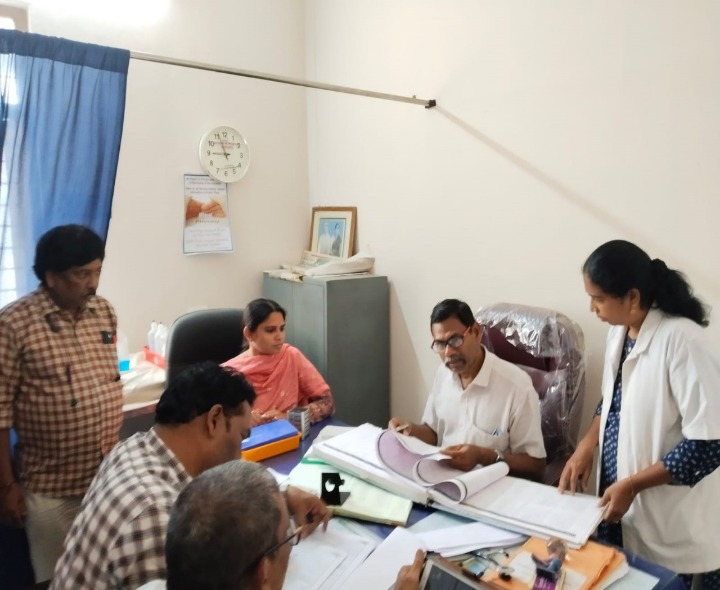 ఇరగవరం ప్రాథమిక ఆరోగ్య కేంద్రం ఆకస్మిక తనిఖీ