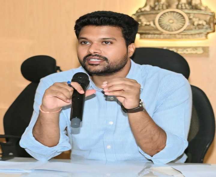 ‘ఆ వంతెనపై మూడు రోజులు రాకపోకలు నిలిపివేత’