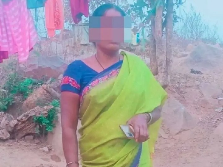 మహిళ మృతదేహం కలకలం