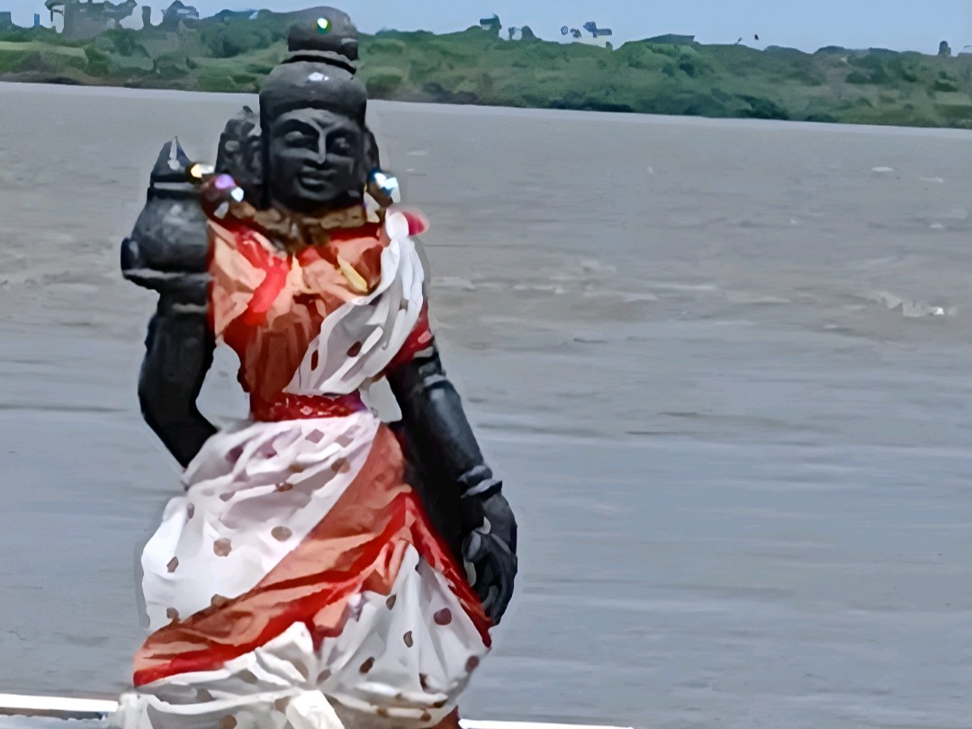 కృష్ణవేణమ్మను తాకిన వరద నీరు