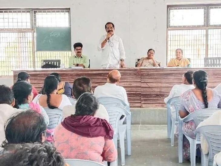 సోంపేటలో స్వర్ణాంధ్ర-స్వచ్ఛాంధ్ర కార్యక్రమం