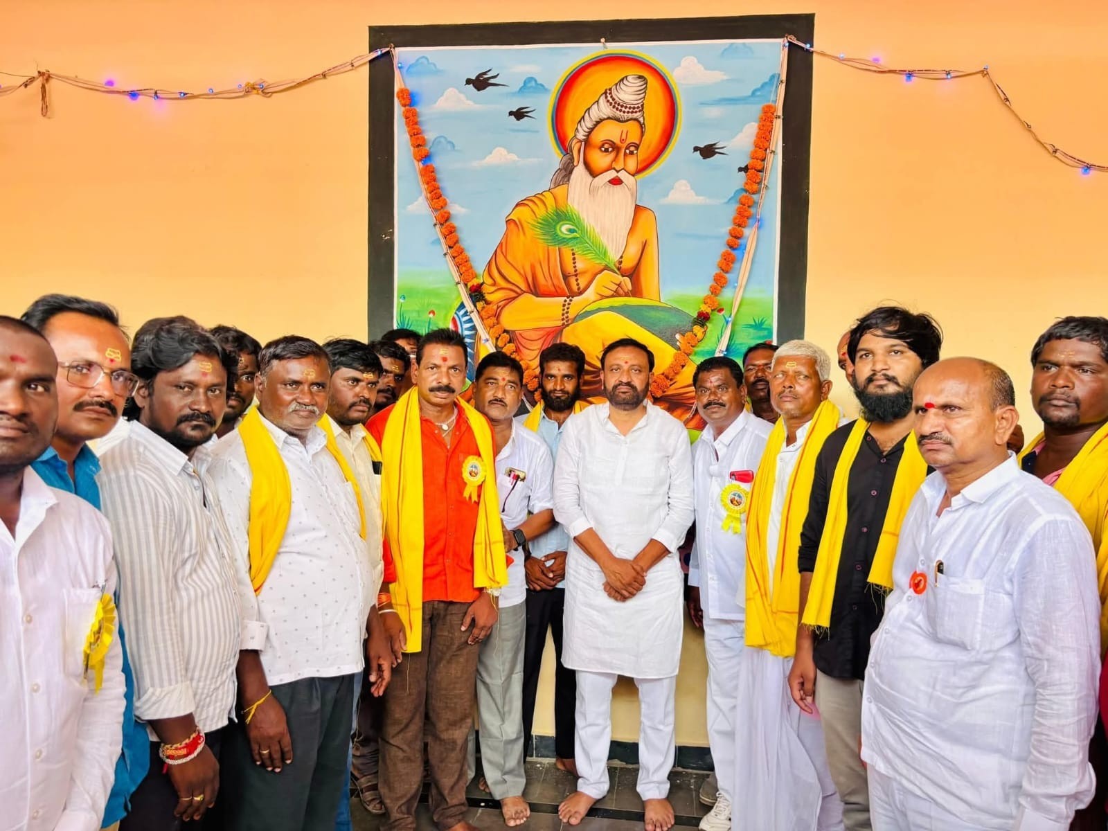 ప్రతిష్ఠాపన మహోత్సవంలో పాల్గొన్న ఎమ్మెల్యే