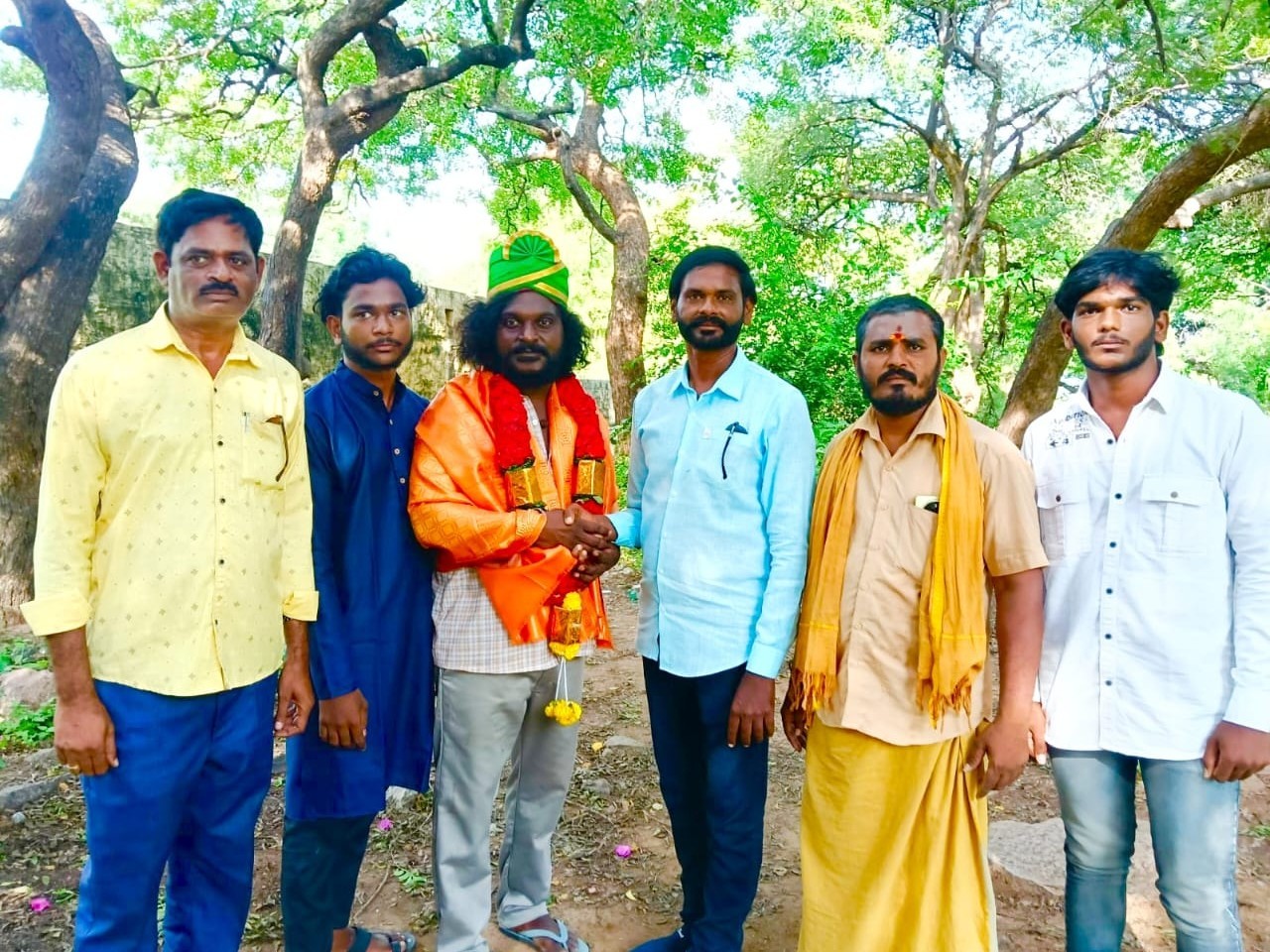 పుష్ప సినిమా నటుడికి ఘన సన్మానం
