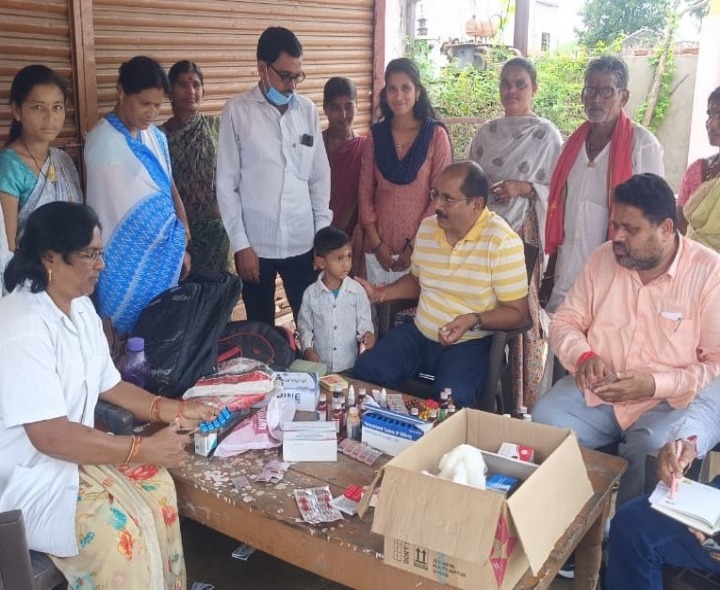 రోగులకు ఉచిత వైద్య శిభిరం
