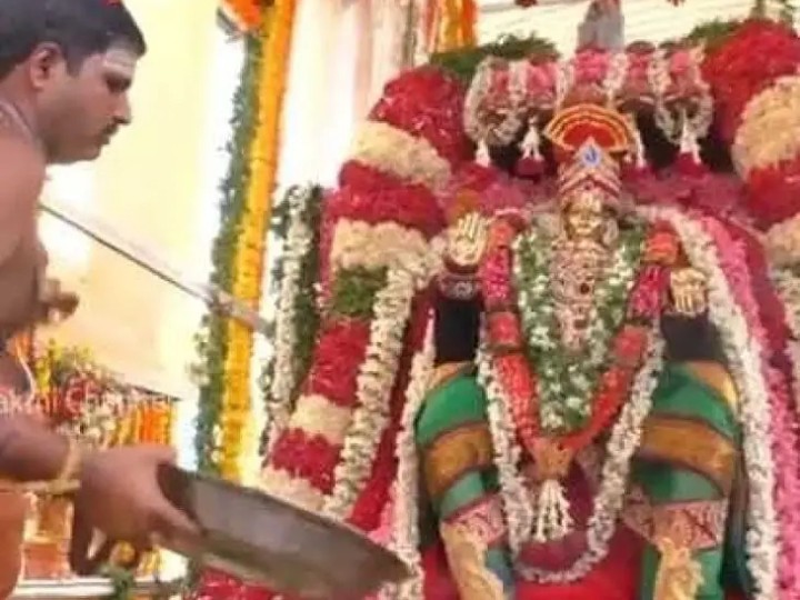 చిన్న శేష వాహనంపై దర్శనమిచ్చిన వెంకయ్య స్వామి