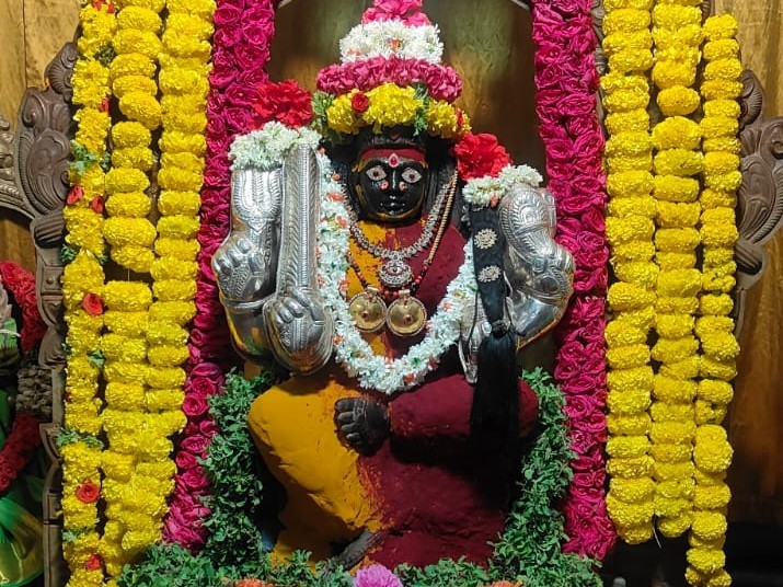 విశేష అలంకరణలో దర్శనం ఇస్తున్న గంగమ్మ