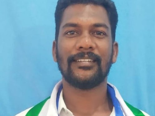 ‘చాపరాయి జలపాతంలో పార్కింగ్ టెండర్‌ నిర్వహించాలి’