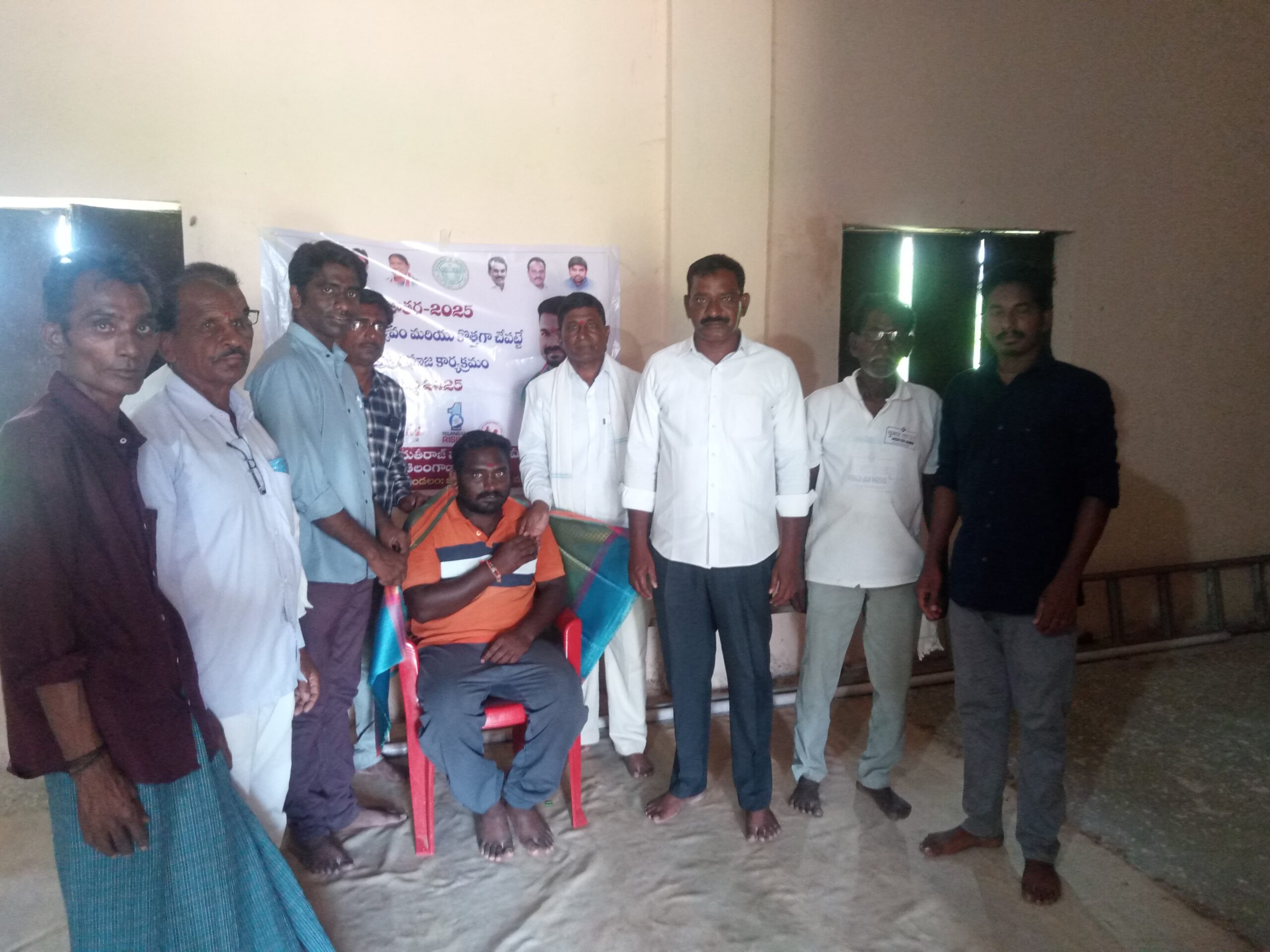 99 రోజులు పూర్తి చేసుకున్న కూలీకి సన్మానం