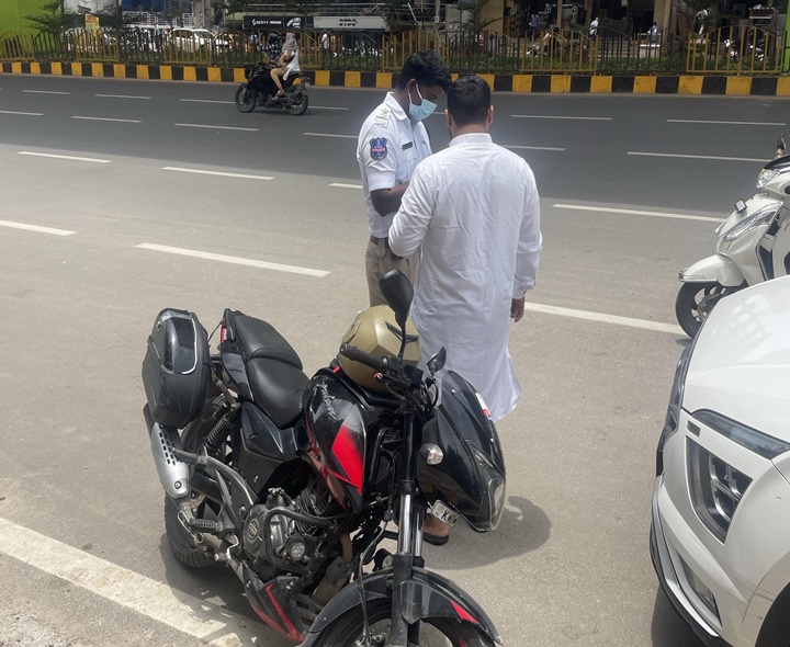 రాంగ్ సైడ్ డ్రైవింగ్‌పై స్పెషల్ డ్రైవ్