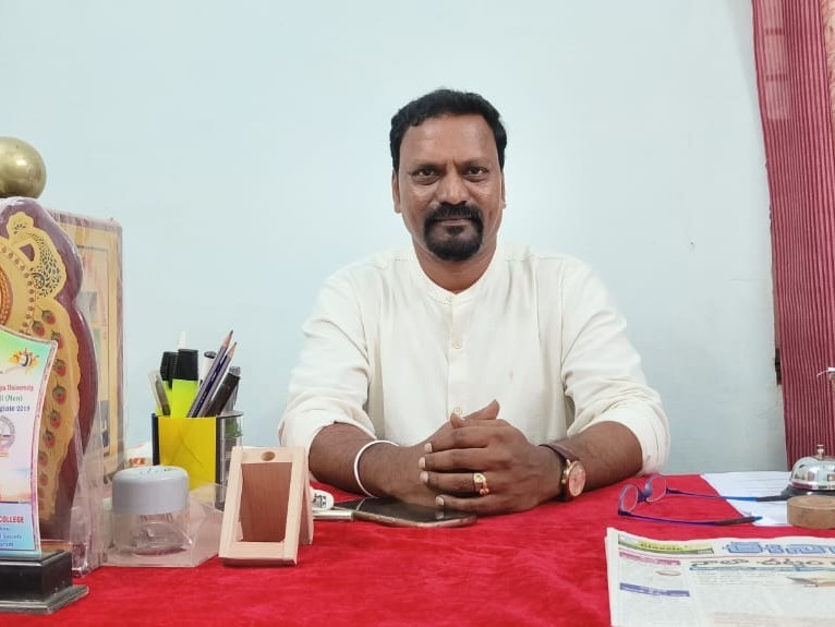గెస్ట్ లెక్చరర్ పోస్టుల భర్తీకి దరఖాస్తులు