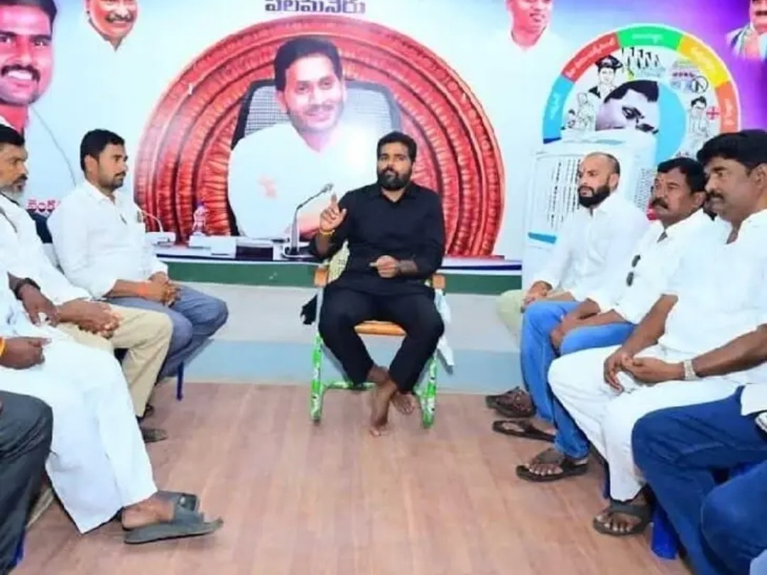 ‘ఎకరానికి రూ.20 వేల పరిహారం ఇవ్వాలి’