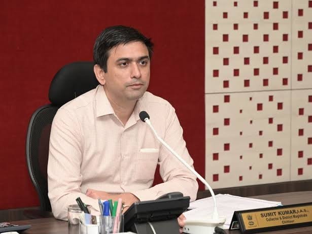 నకిలీ ఫేస్‌బుక్ ఖాతాపై కేసు నమోదు
