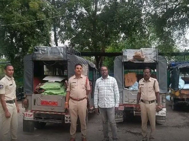 అక్రమంగా తరలిస్తున్న యూరియా పట్టివేత