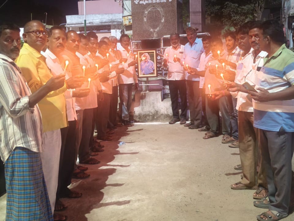 ‘గద్దర్ జీవిత చరిత్రను పాఠ్యపుస్తకాల్లో చేర్చాలి’