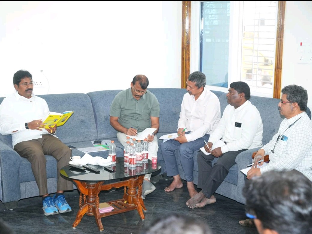 ‘విద్యుత్ సమస్యల పరిష్కారానికి కృషి చేయాలి’