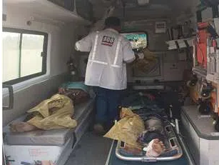 ఘోర రోడ్డు ప్రమాదం.. లారీ, బైక్ ఢీ