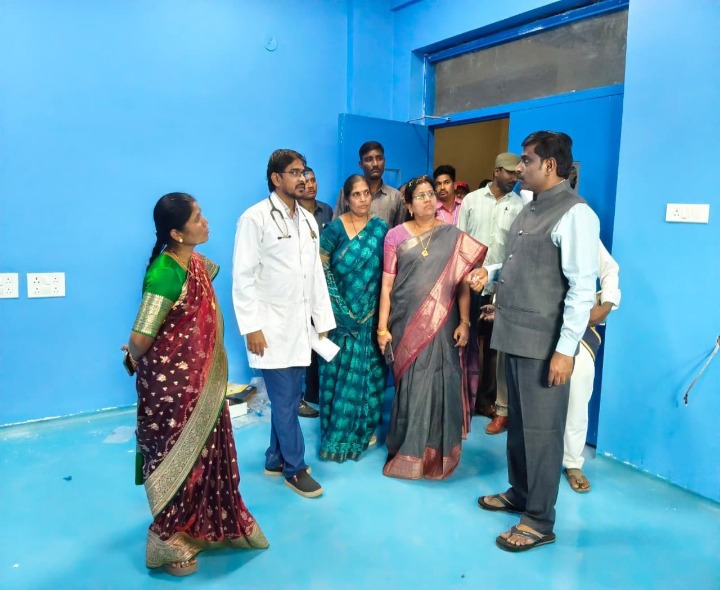 ‘భద్రగిరి సీహెచ్సీ భవన నిర్మాణ పనులను వేగవంతం చేయాలి’
