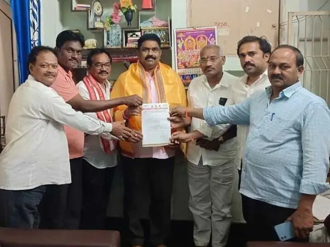 జిల్లా పద్మశాలి సంఘం అధ్యక్షుడిగా సాంబశివరావు