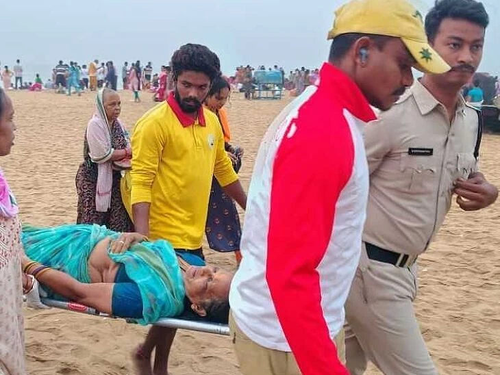 సముద్ర స్థానాల్లో మహిళకు గాయాలు