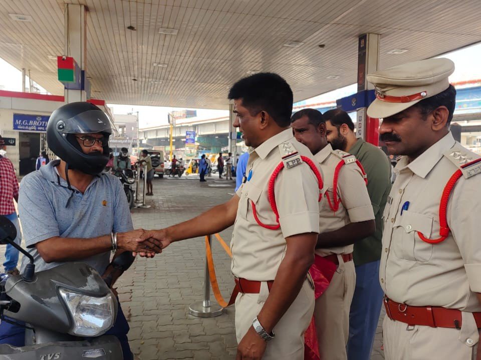 ‘జిల్లాలో ‘నో హెల్మెట్-నో పెట్రోల్’ అమలు’