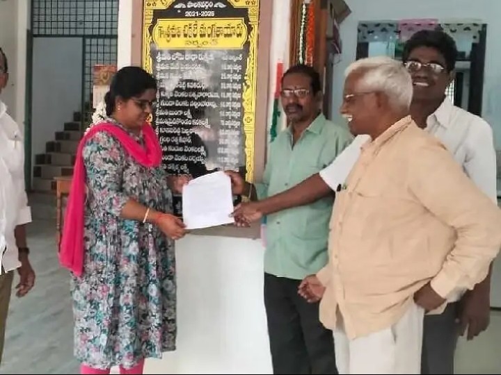 ఉపాధి హామీ చట్టాన్ని పునరుద్ధరించాలని నిరసన